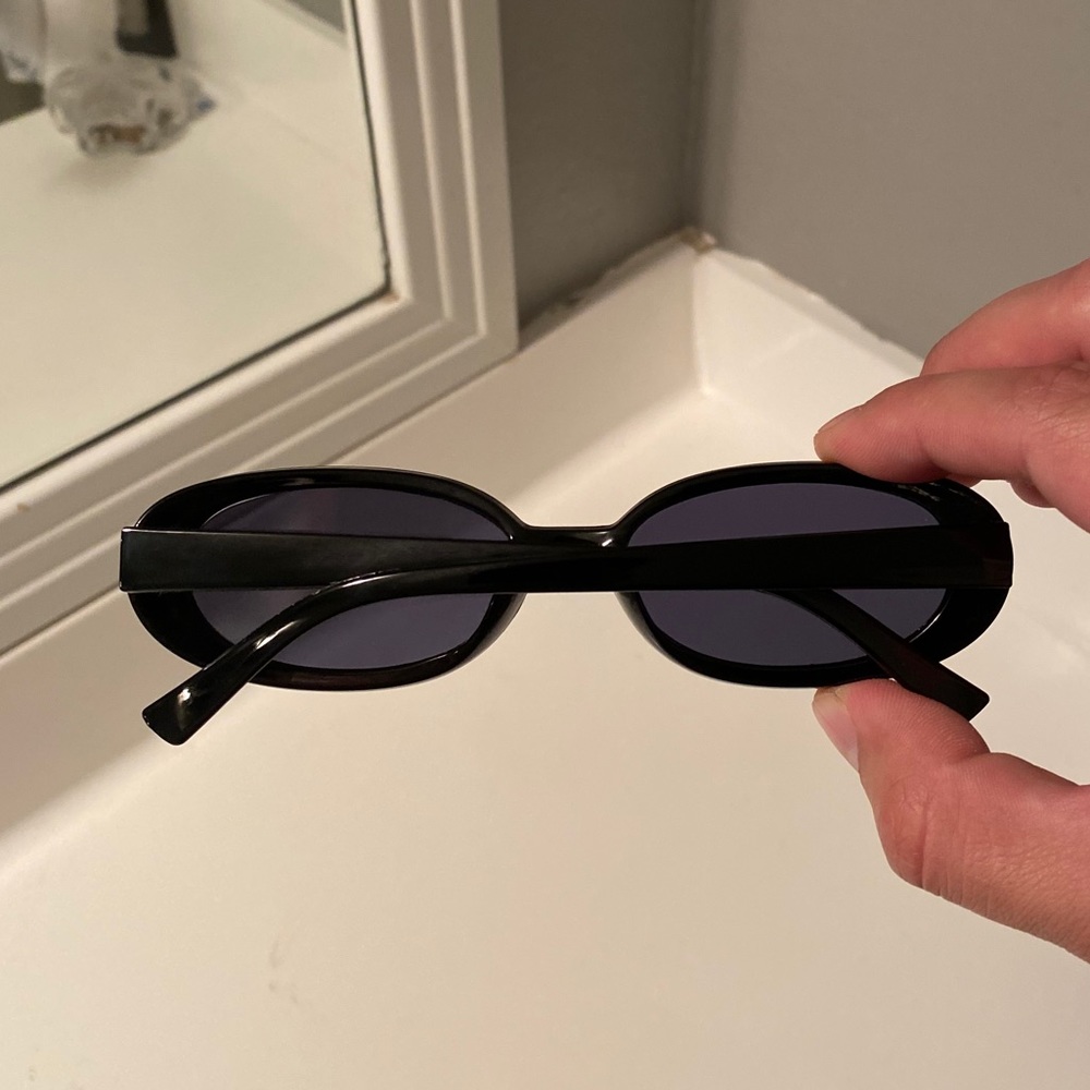 Black Oval Sunglasses - Picture 4 of 6